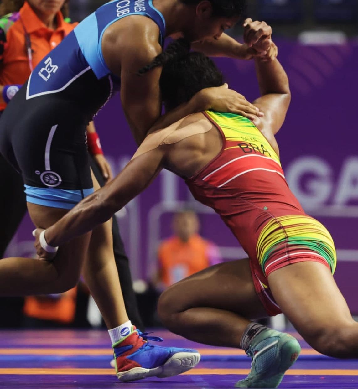 Thaís Tertuliano em combate 1